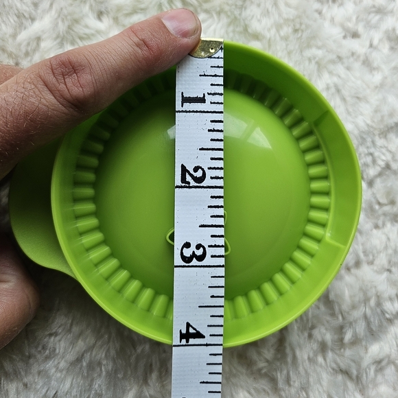 Tupperware Mini Pastry Press, Pie, 2 Pack, Lime Green, Star, NWT - Picture 11 of 11